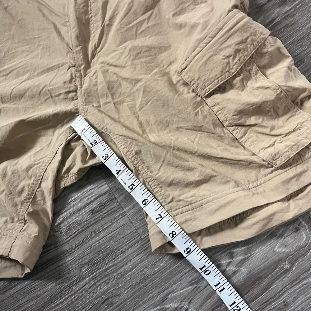 REI Sahara Mens Cargo Shorts Tan Khaki Nylon Hiking Outdoor Size Medium 30L